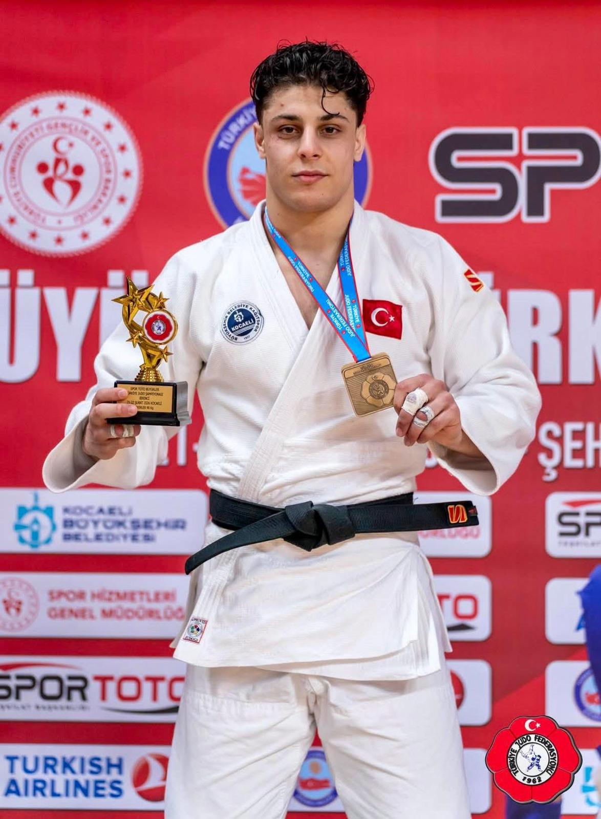 ŞAMPİYON ERMAN GÜRGEN ...!!!